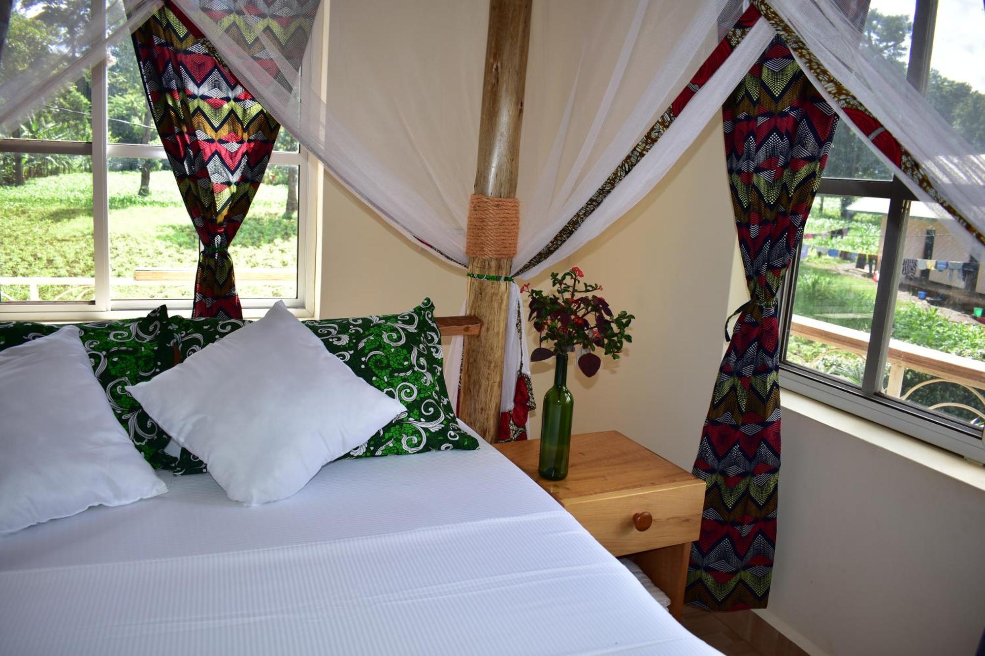 Kilimanjaro Accommodation Msaranga Екстериор снимка