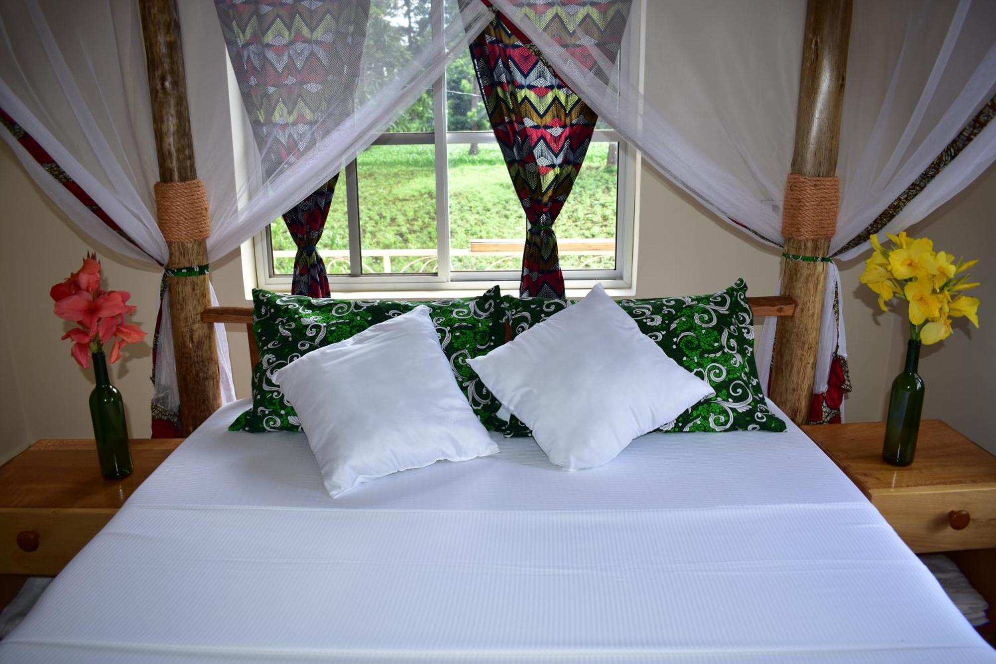Kilimanjaro Accommodation Msaranga Екстериор снимка