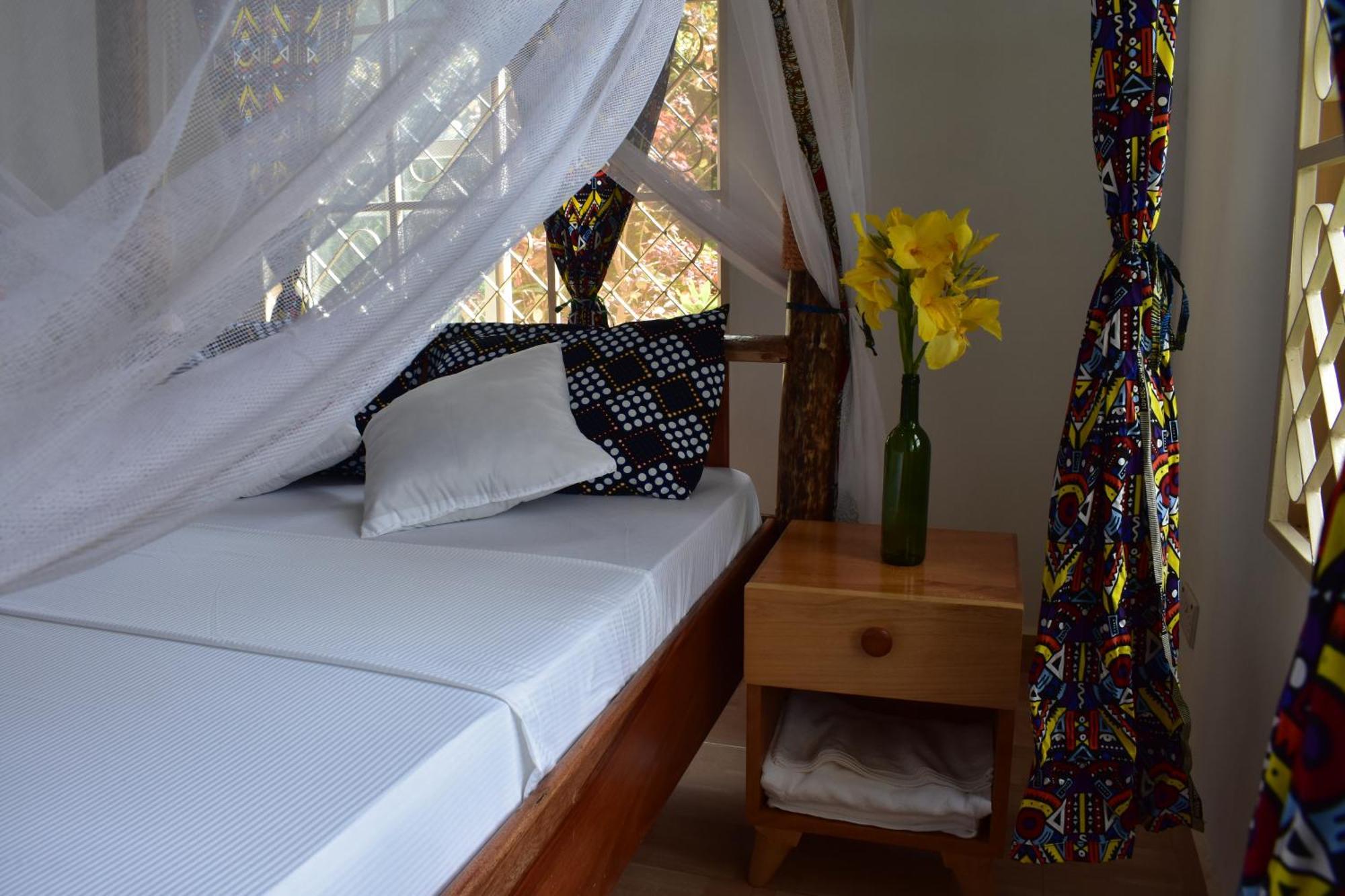 Kilimanjaro Accommodation Msaranga Екстериор снимка