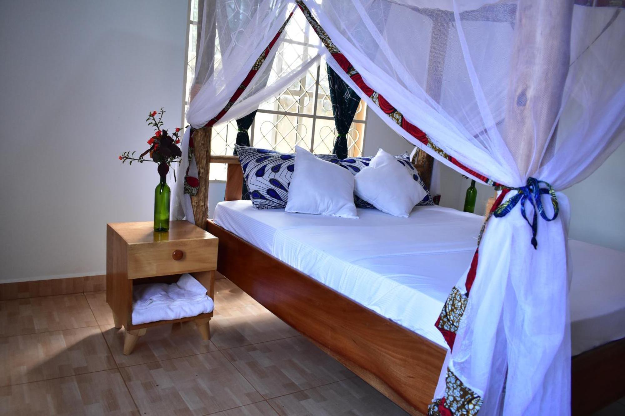 Kilimanjaro Accommodation Msaranga Екстериор снимка
